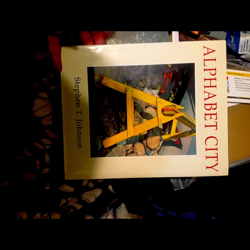 Alphabet city —Childrens literatue hard back book